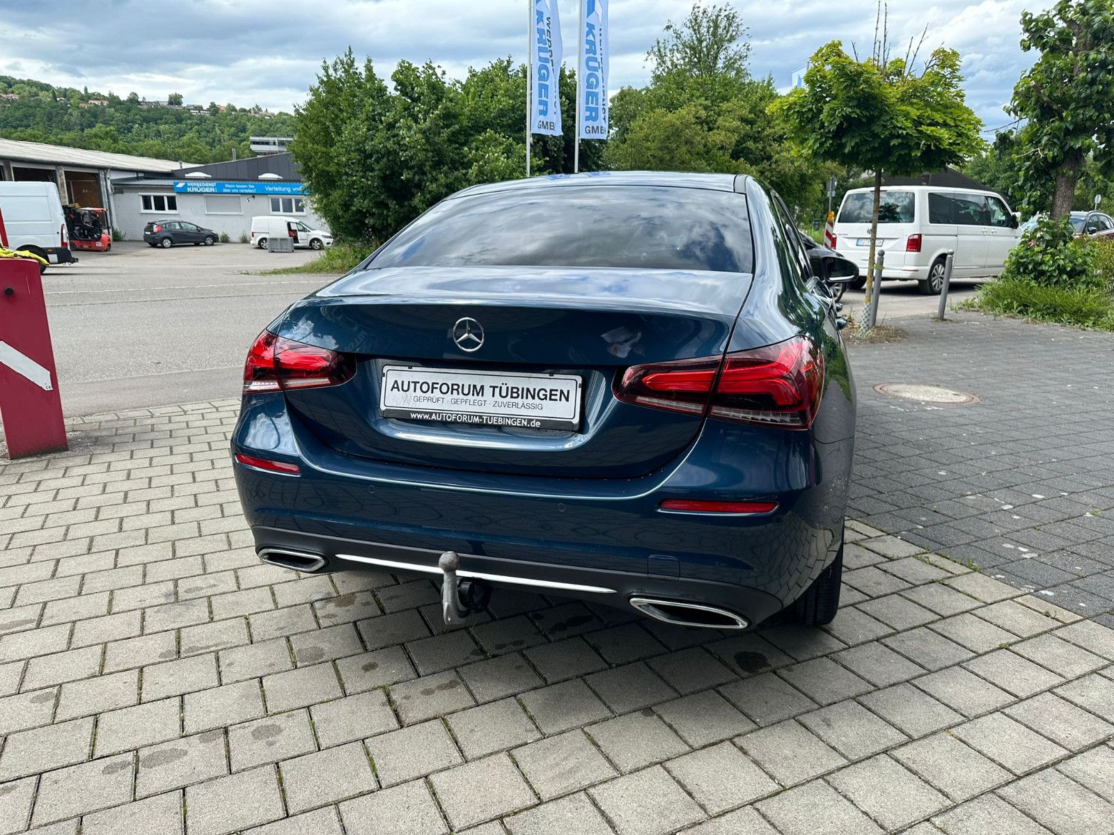Fahrzeugabbildung Mercedes-Benz A 180 d Limousine *Progressive*NAVI*AHK*LEDER*