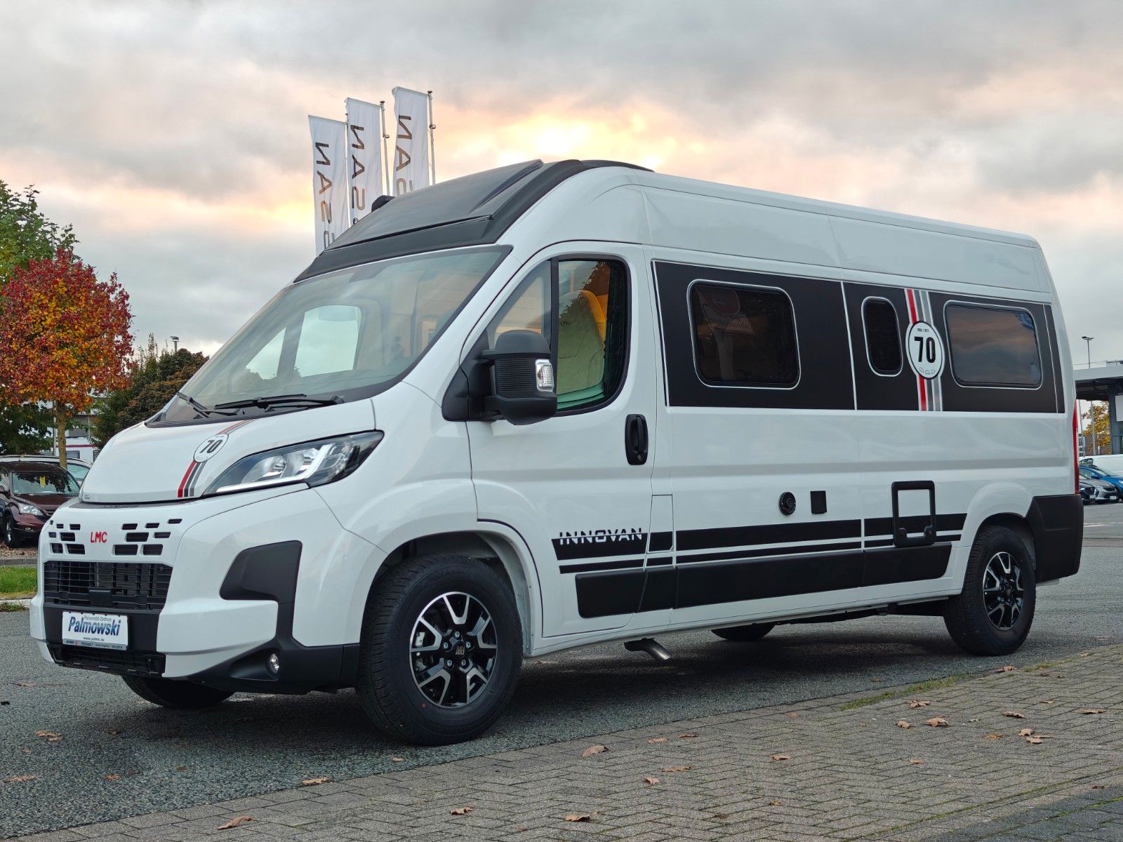 Fahrzeugabbildung LMC Innovan 600 - 603 70 Jahre Modell - SALE! -