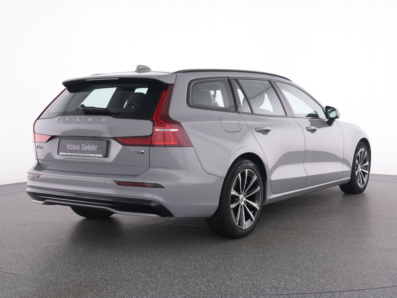 Volvo V60 T8 AWD Plus Dark+WINTERPAK+MEMRY+LEDER+KAM+ imagem 3