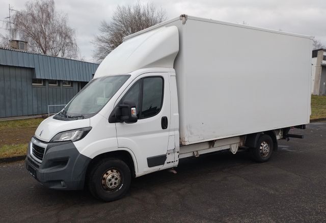 Peugeot Boxer Koffer Lang mit Ladebordwand LWB Sörensen