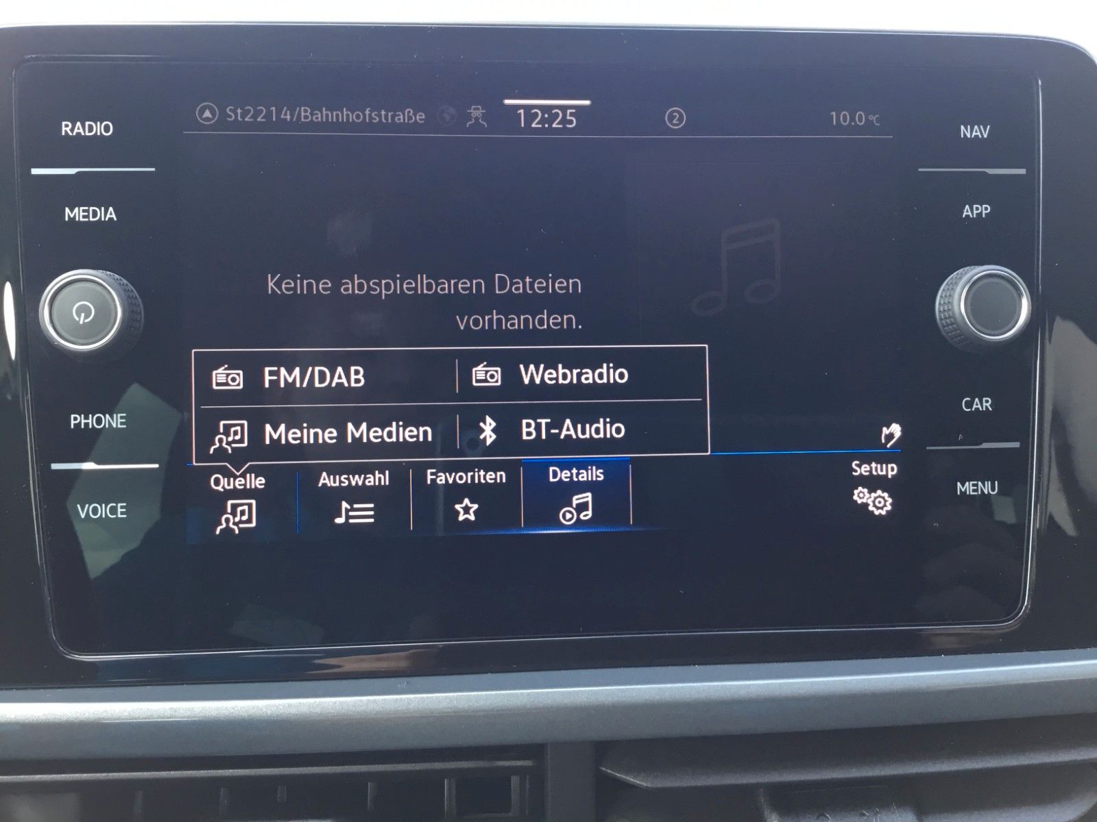 Fahrzeugabbildung Volkswagen T-Roc 1.5 TSI DSG Style+ACC+MatrixLED+Kessy+Navi