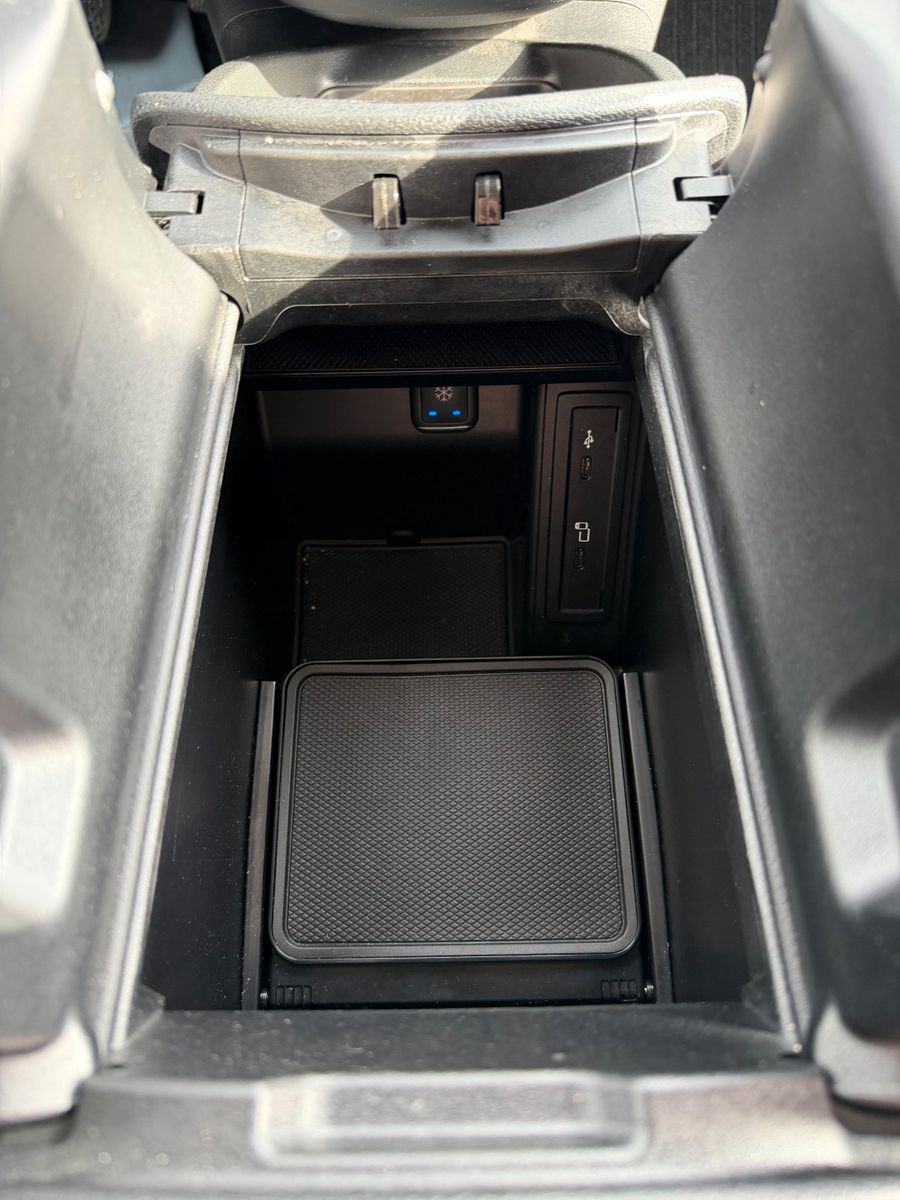 Fahrzeugabbildung Mercedes-Benz V 250 d EDITION Kompakt Kamera MBUX Kühlschrank
