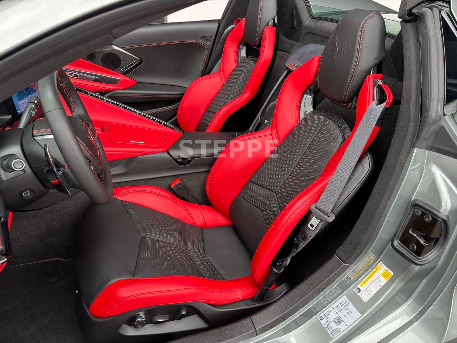 Corvette C8 Stingray Convertible 3LT Europamodell STEPPE