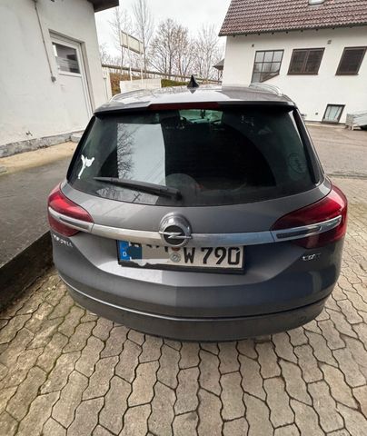 Opel Insignia A Sports. 2.0 Ltr.Innovation.Euro 6