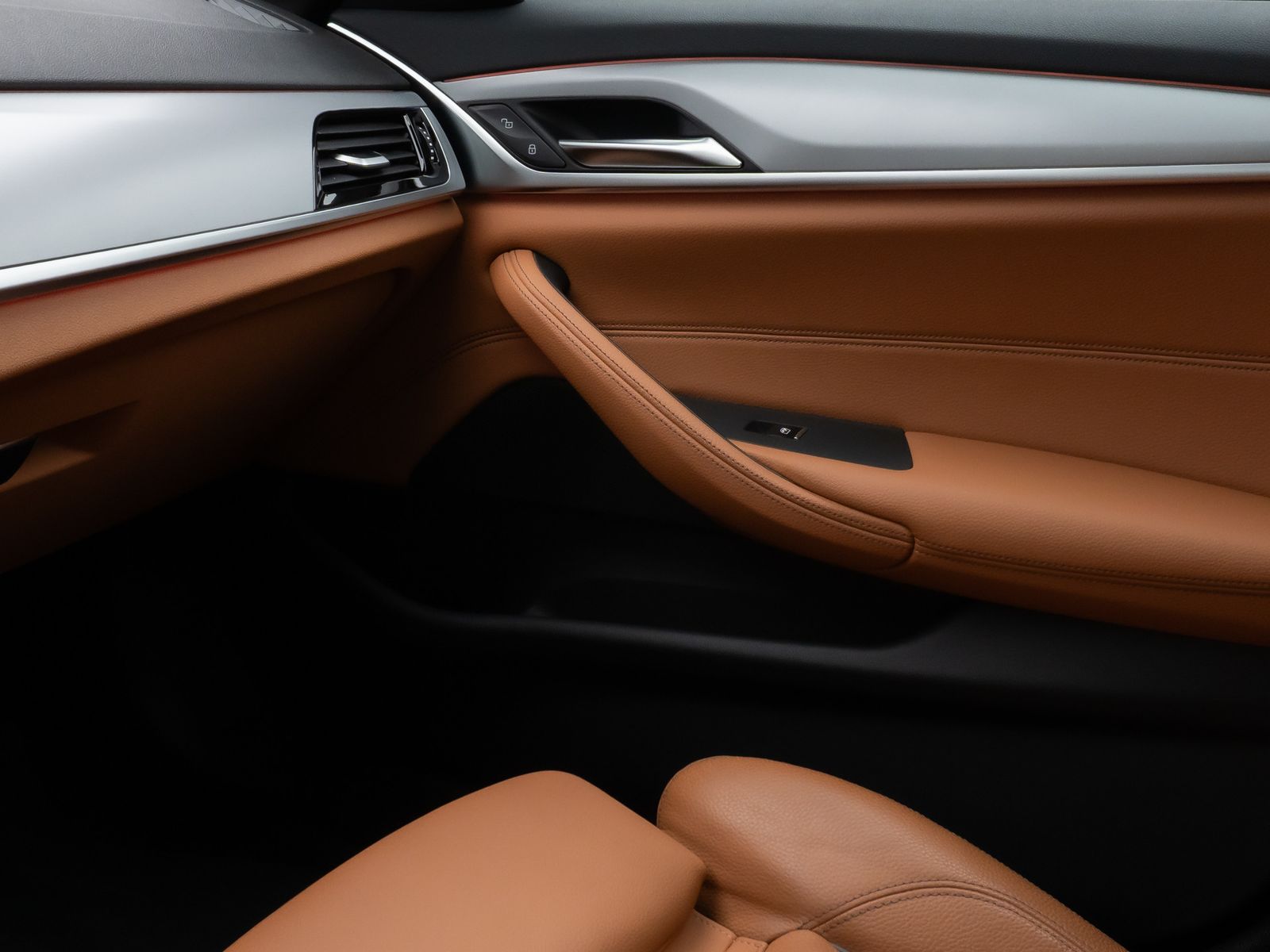 Fahrzeugabbildung BMW 520d Panoram Kamera DAB HiFi 4xKlima Leder Sport