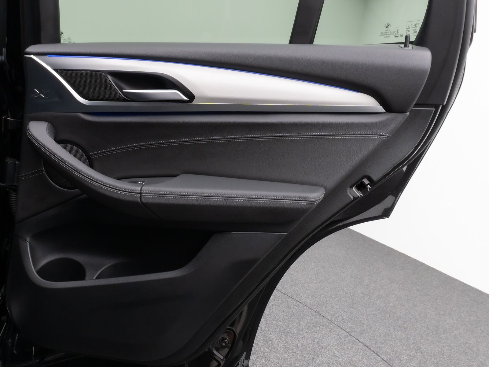 Fahrzeugabbildung BMW X3 xD30i M Sport Kamera DAB HiFi AdaptLED 19Zoll