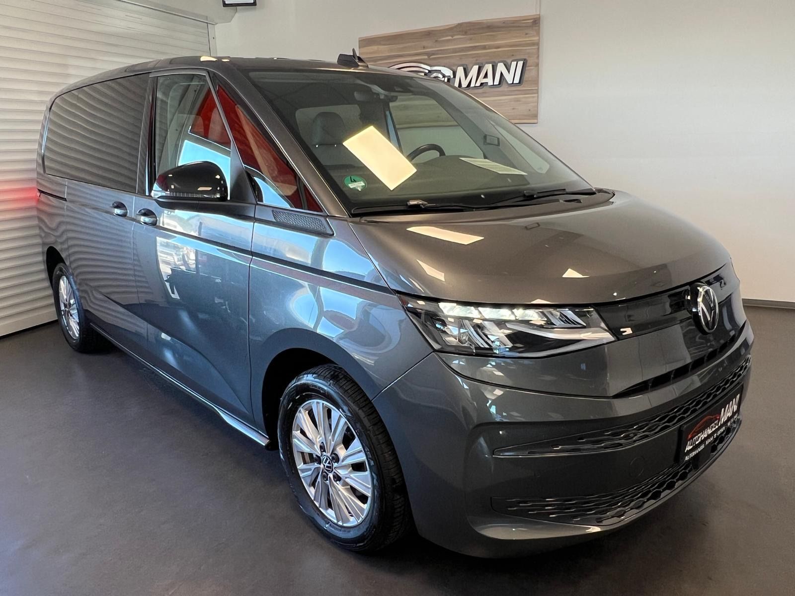 Volkswagen T7 Multivan/AHK/Kamera/LED/PDC/ vis-a-vis/Navi