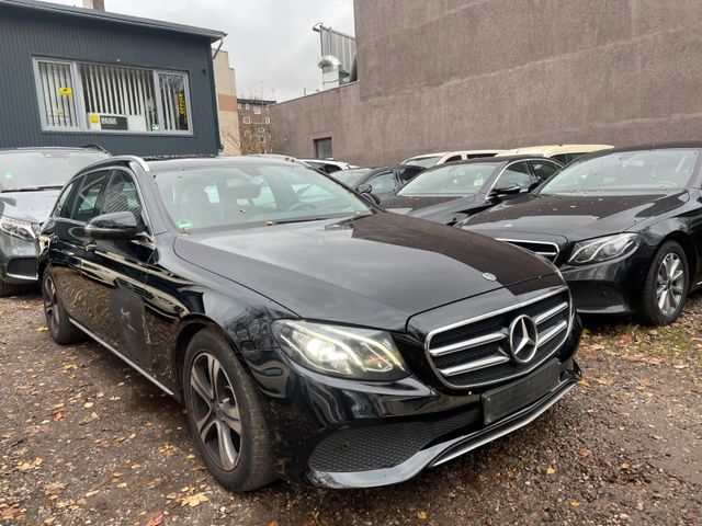 Mercedes-Benz E 220 d Avantgarde Navi Kamera LED originalfarbe