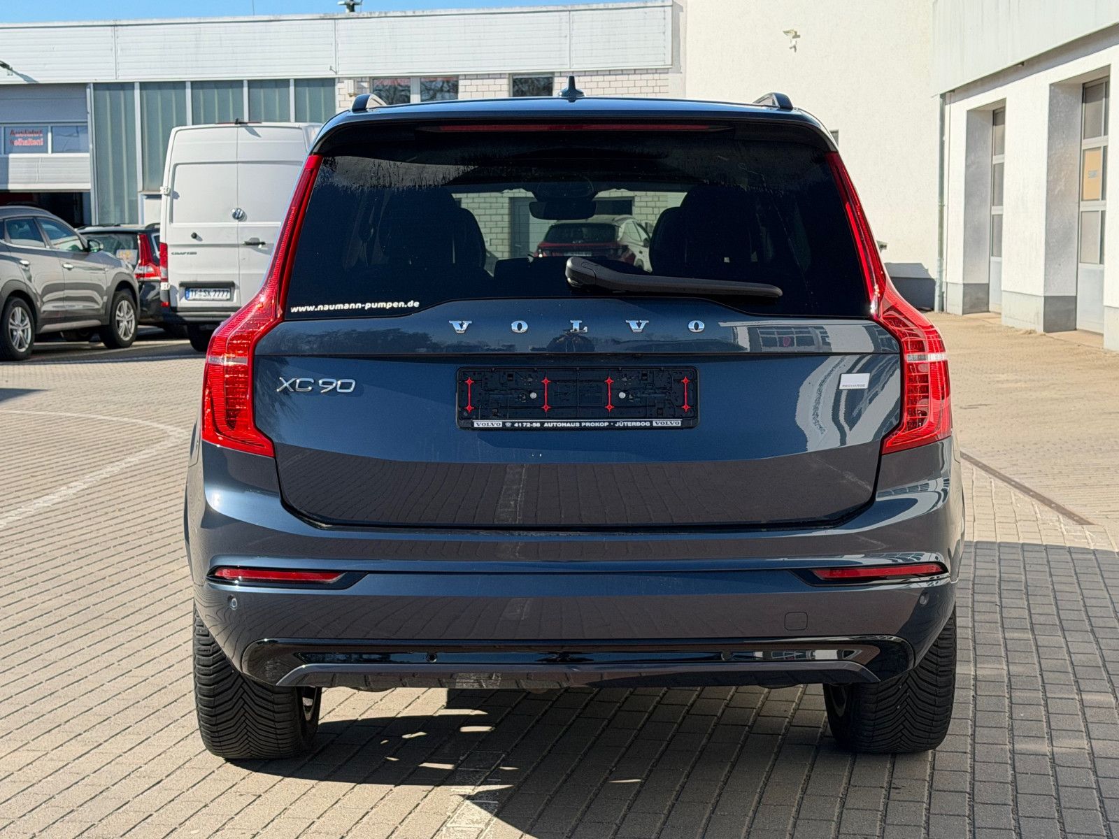 Fahrzeugabbildung Volvo XC90 T8 AWD Ultimate Dark*LUFT*AHK*360°*Massage*