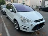 Ford S-Max 2,2 TDCi 147kW DPF ++ 7 SITZER ++