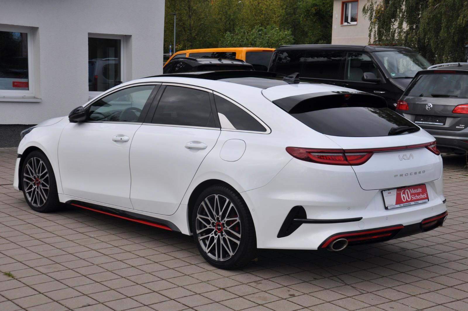 Kia ProCeed GT 1.6 T-GDI ACC-LED-PANO-MEMORY-RKAM