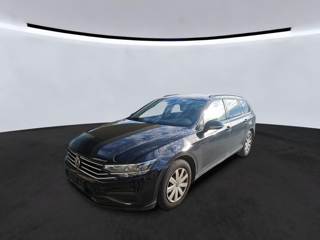 VW Passat Variant Basis 2.0TDI DSG Navi SHZ ACC LED