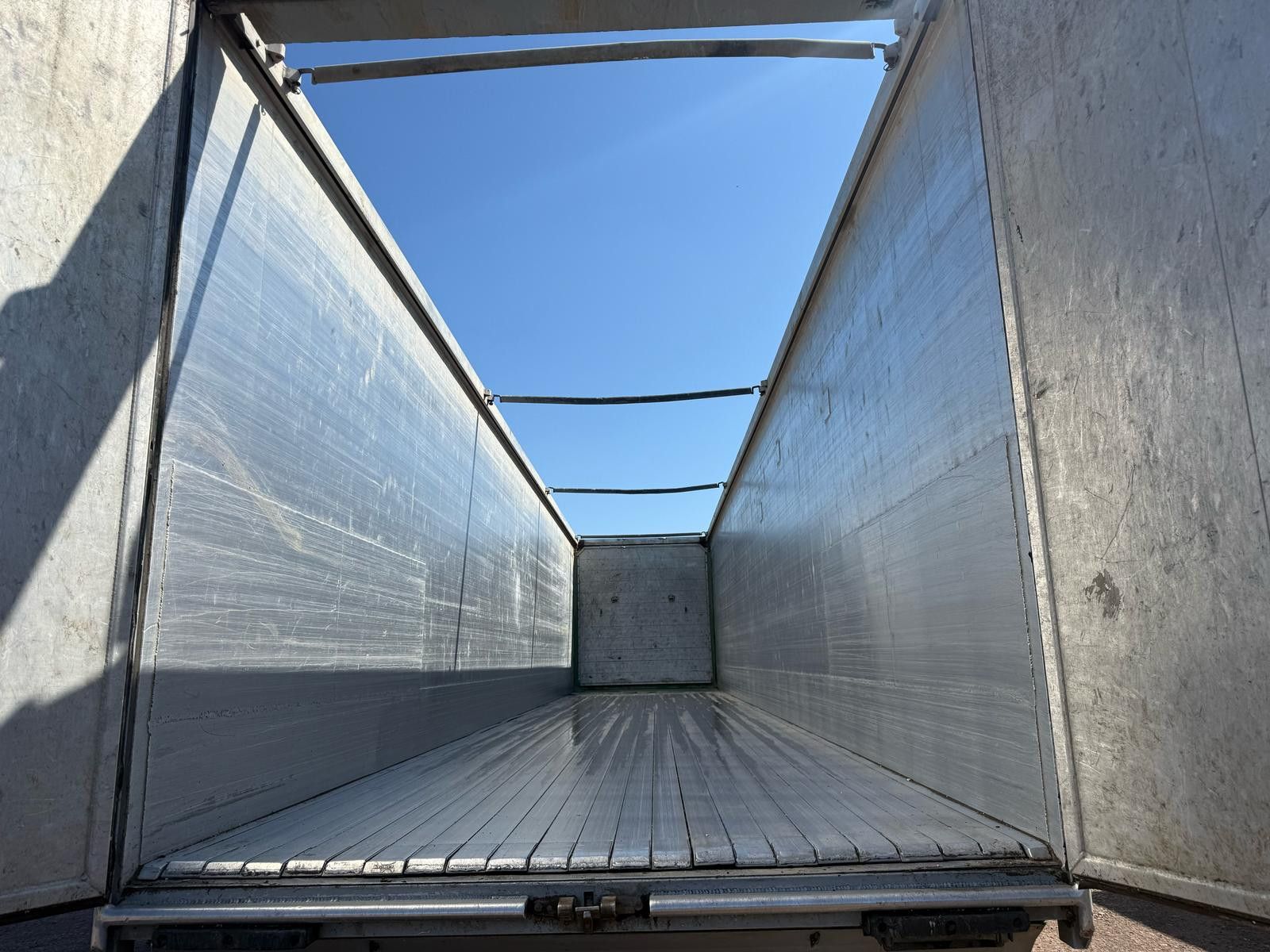 Fahrzeugabbildung Knapen K100 Schubboden 92m³ 10 mm Boden, top Zustand