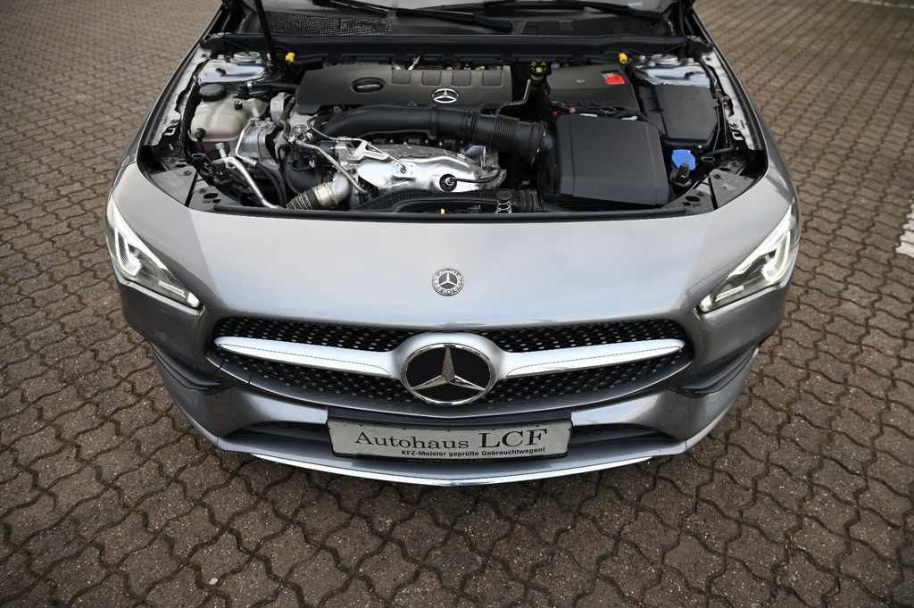 MERCEDES-BENZ CLA 220 AMG Line Leder Navi Autom. Cam LED MERCEDES-BENZ CLA 220 AMG Line Leder Navi Autom. Cam LED