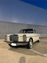 Mercedes-Benz Mercedes W115 /8 // 220 Diesel // TÜV NEU - Mercedes-Benz 220 in Frankfurt (Main)