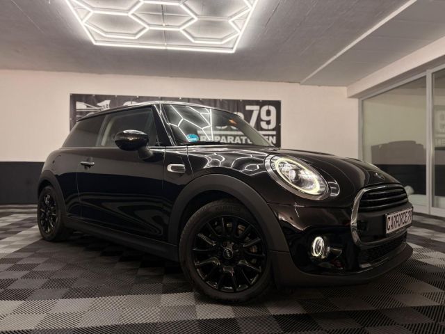 MINI Mini 3-trg. One 60 Years LED USB AMBIENTE 2-ZONE