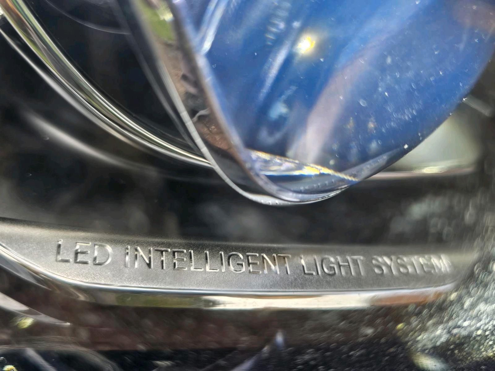 Mercedes-Benz C180 2015 — photo 13