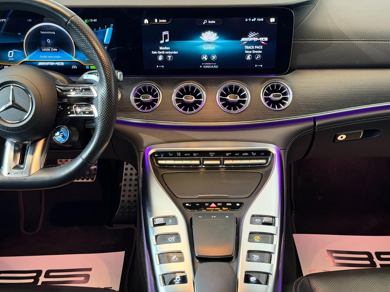 Mercedes-Benz AMG GT 53 4M+ |ACC|PANO|HUD|MASSAGE|V8-PAKET|21'