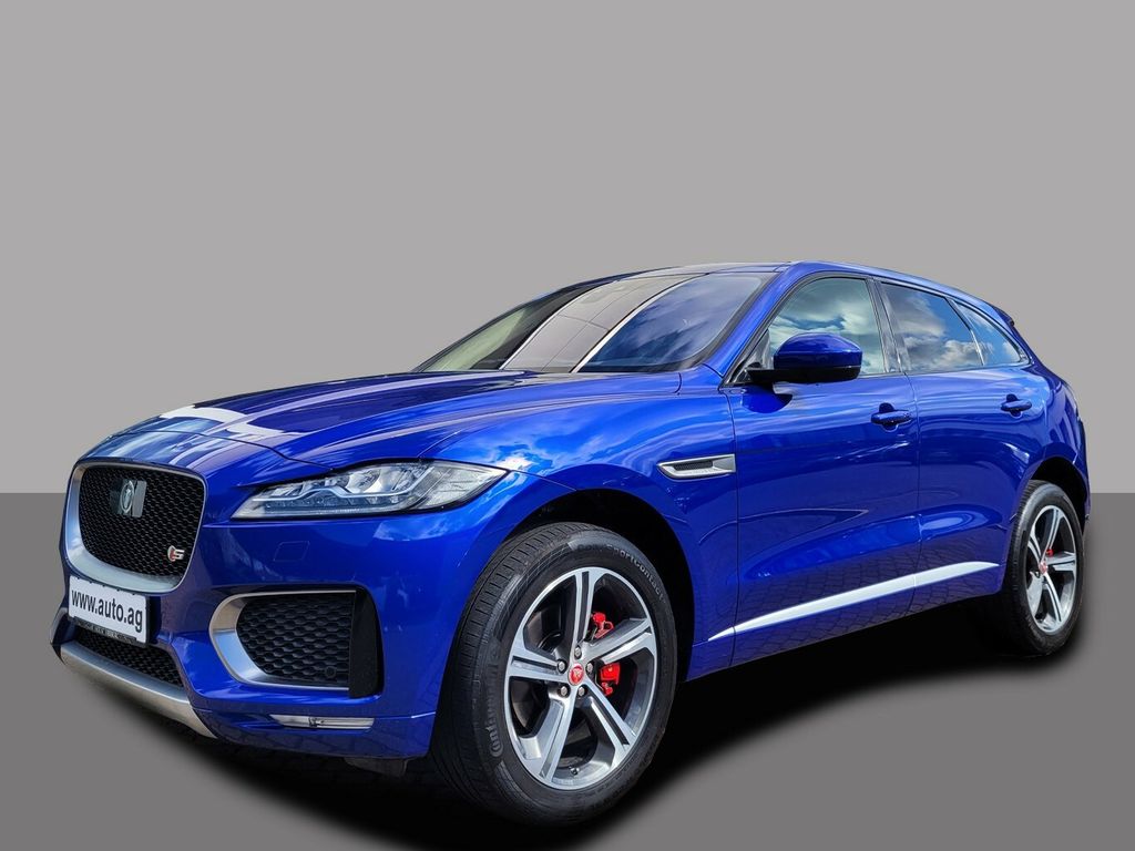 Jaguar F-Pace