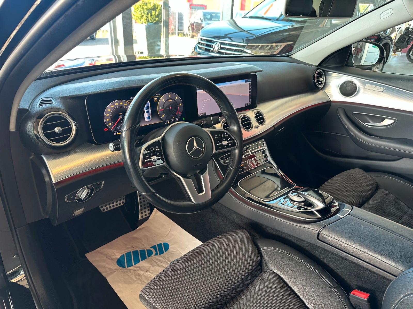 Mercedes-Benz E 220 d Limousine Automatik Avantgarde,Kamera2Hd