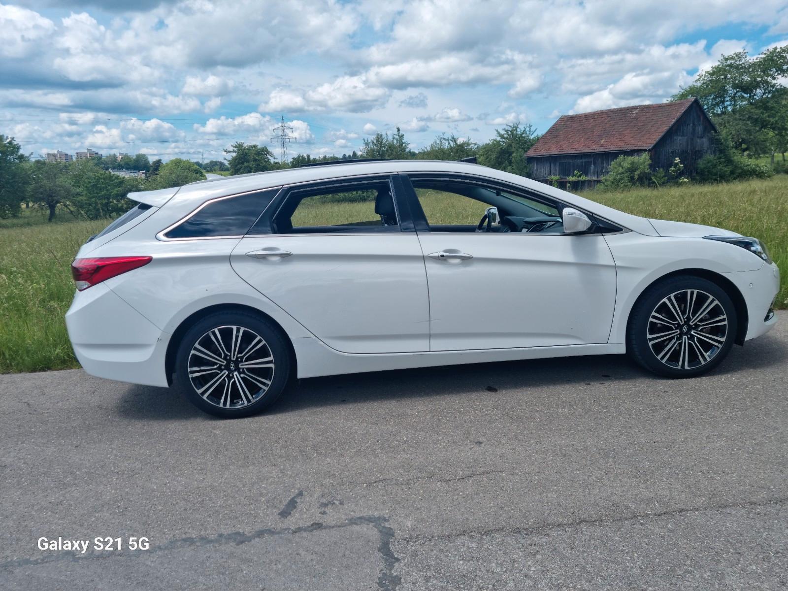 Hyundai i40 1.7 CRDi 104kW blue Premium DCT