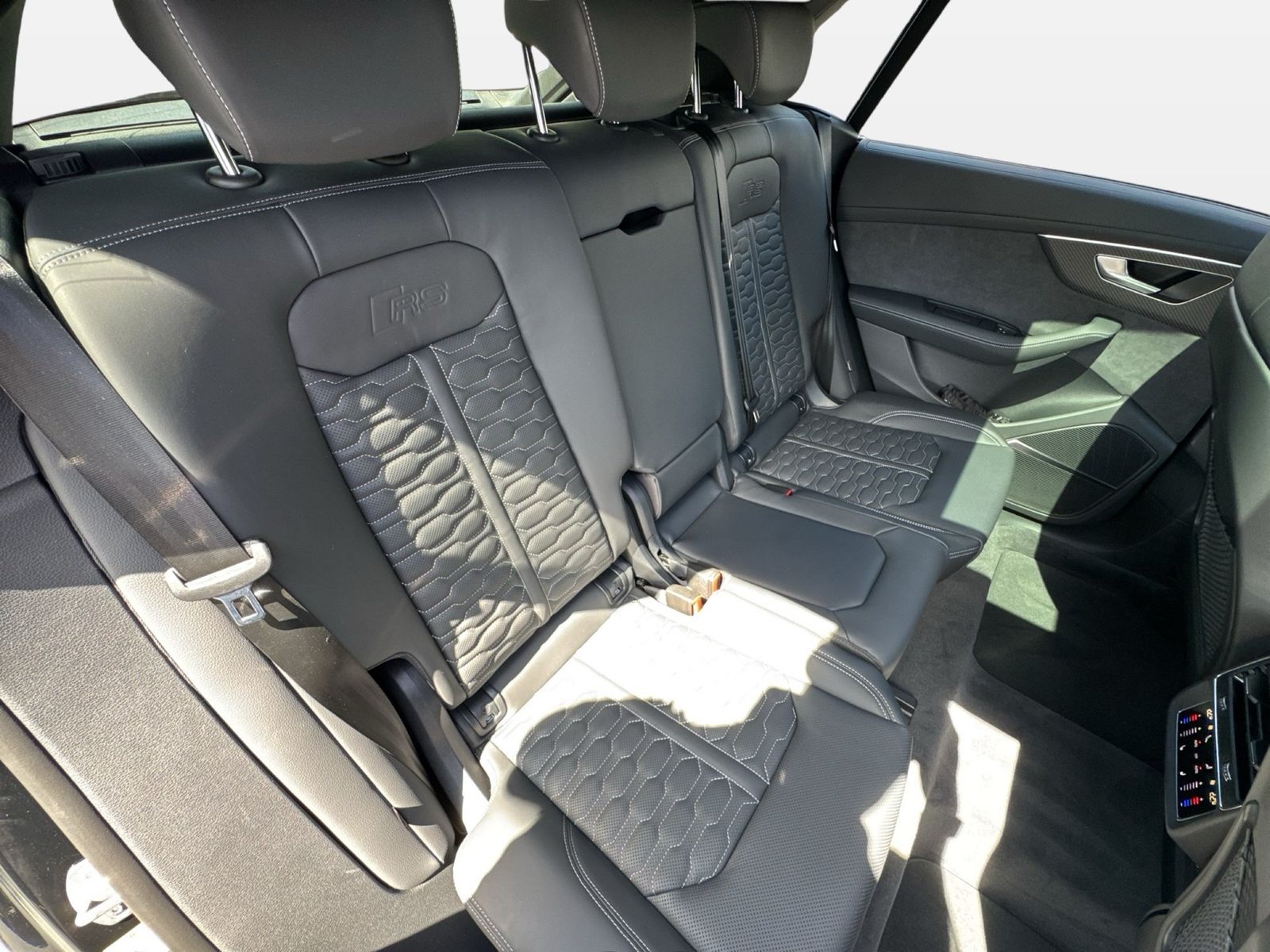Audi RSQ8 - Bild 15