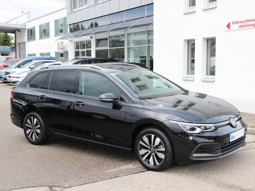 Volkswagen Golf VIII Variant 1.5 TSI Move KLIMA LED ALU