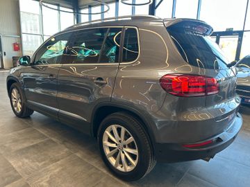 Volkswagen Tiguan Lounge Sport & Style BMT *1.HAND*PANO*KAM