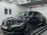 Volkswagen Arteon R-Line/DCC/LED/VRTL COCKPIT/20 ZOLL/19% - Volkswagen Arteon aus 2018