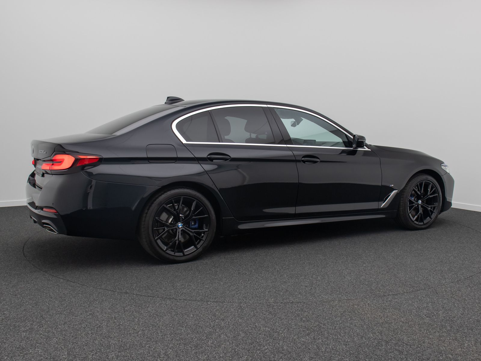 Fahrzeugabbildung BMW 530e M Sport 360° Laser DAB Komfort HUD 19Zoll