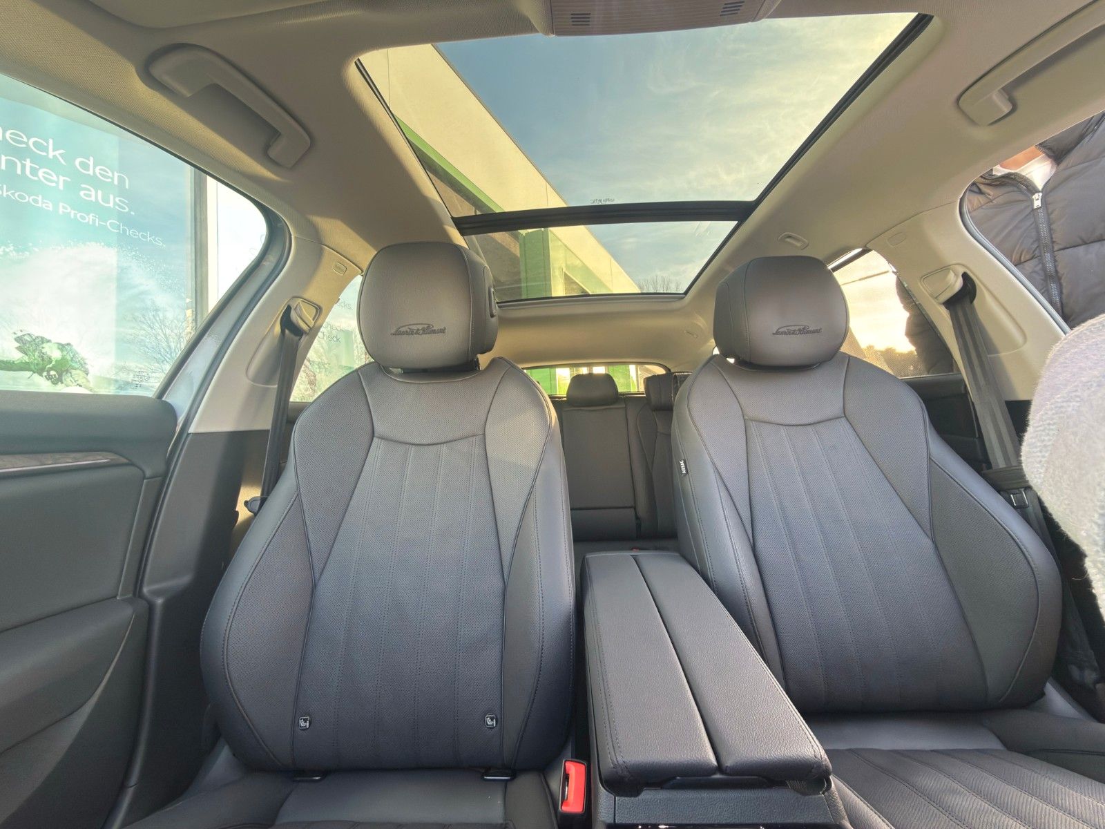 Fahrzeugabbildung SKODA Superb Combi 1.5 TSI iV 150 kW L&K