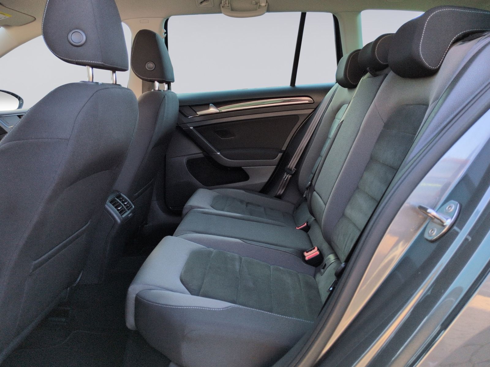 Golf VII Variant 1.5 TSI DSG Highline NAVI+AHK+