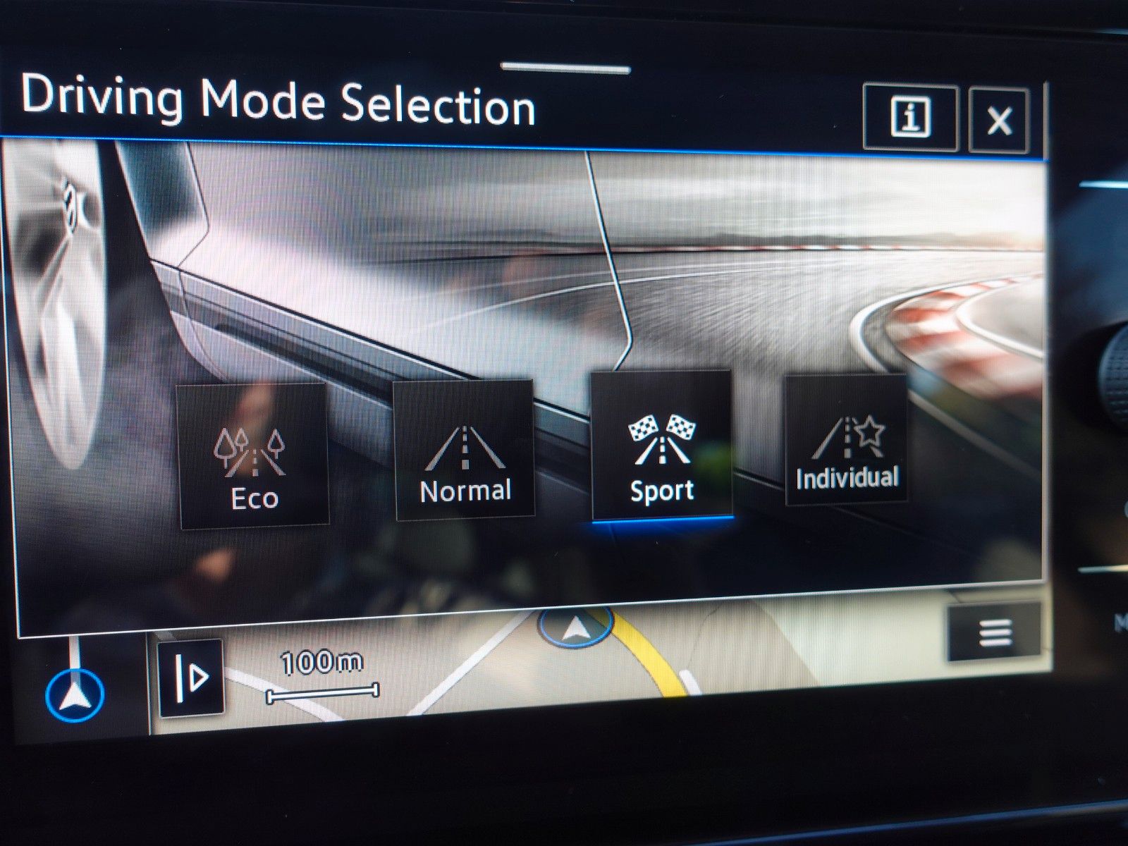 Fahrzeugabbildung Volkswagen T-Roc Cabriolet 1.5 TSI DSG R-Line AHK/Matrix/