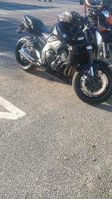 Yamaha FZ1 RN16 - YAMAHA 2010 FZ1