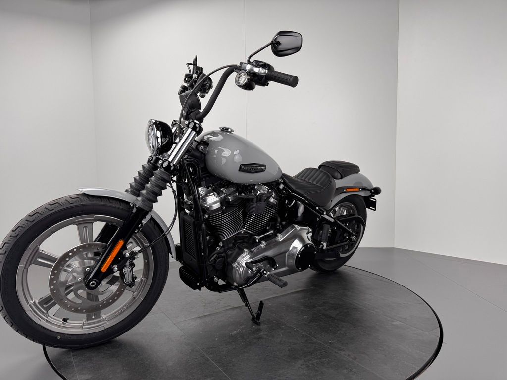 Fahrzeugabbildung Harley-Davidson STREET BOB 117 *NEUWERTIG