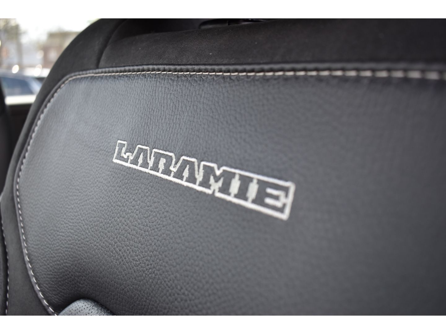 Fahrzeugabbildung Dodge RAM 5.7 V8 HEMI Laramie Night+MY24+LPG+HUD+RAM-B