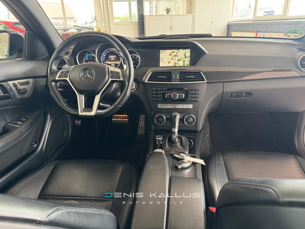 Mercedes-Benz C 63 AMG