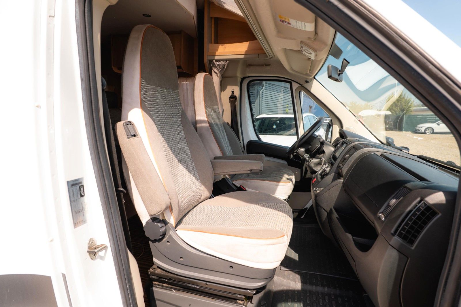 Fahrzeugabbildung Fiat Ducato Alkoven *6 Schlafplätze*Markise*Klima*