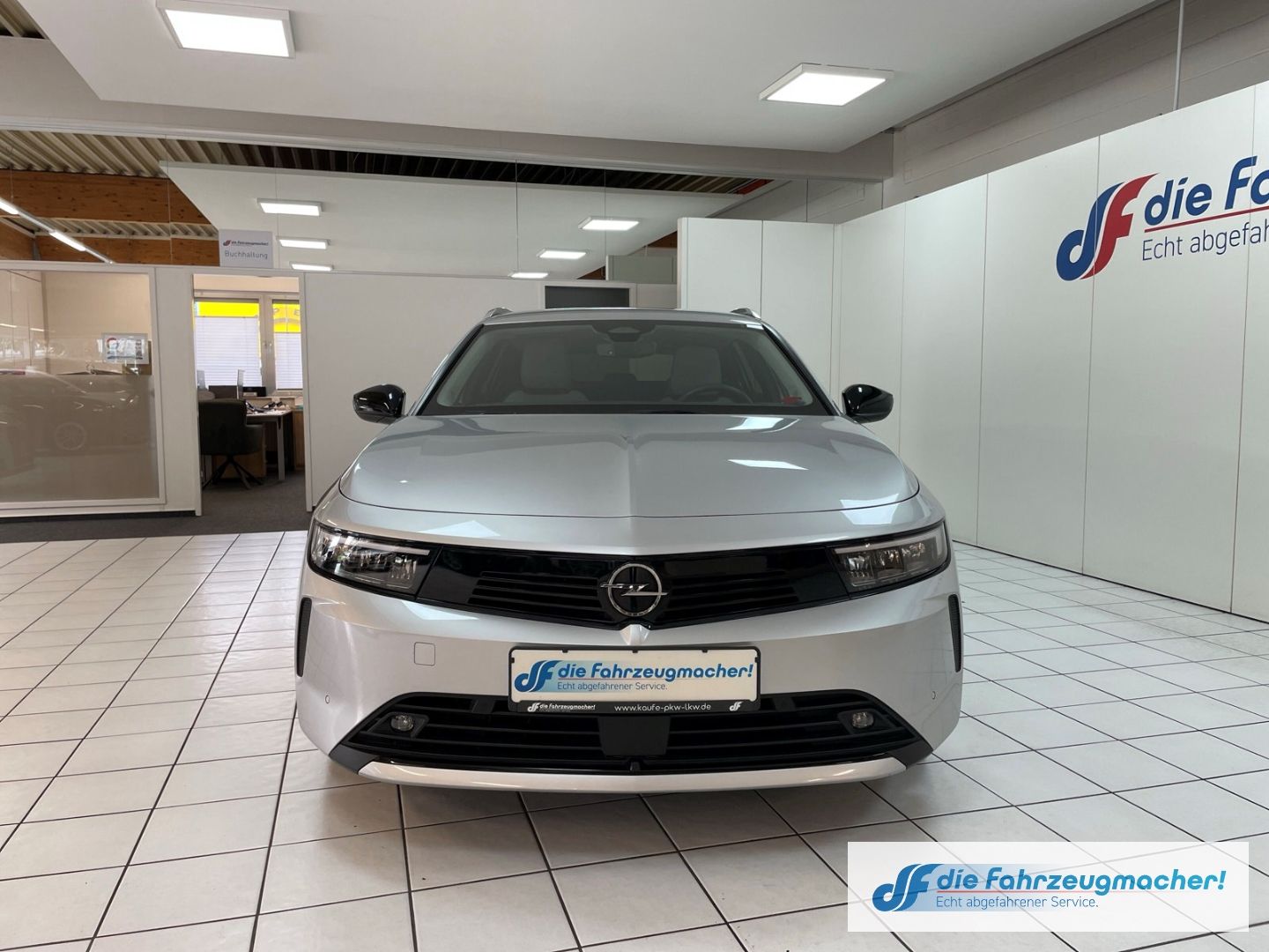 Fahrzeugabbildung Opel Astra L Sports Tourer Elegance Navi LED Apple Ca