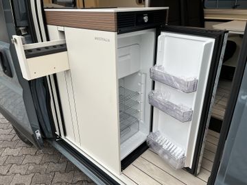 Westfalia Columbus 540 D 140 PS Solar SKYVIEW ACC