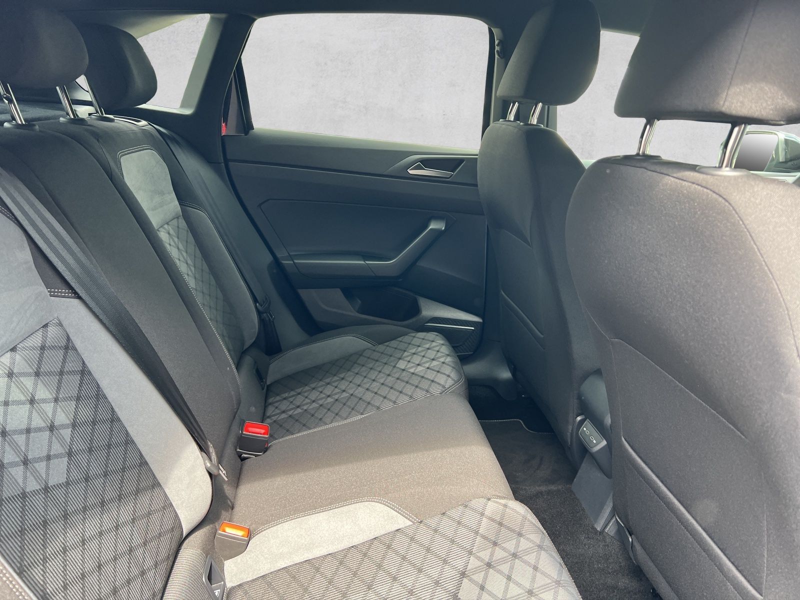 Taigo R-Line 1.5 TSI DSG*IQ.Light*ACC*Navi*Klima