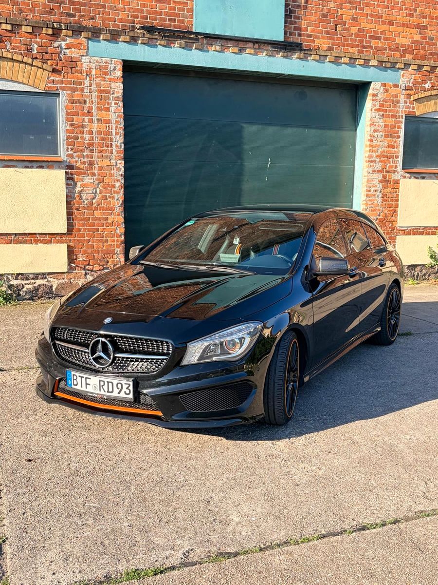 MERCEDES-BENZ CLA 220 Shooting Brake CLA 220 CDI 4MATIC DC...