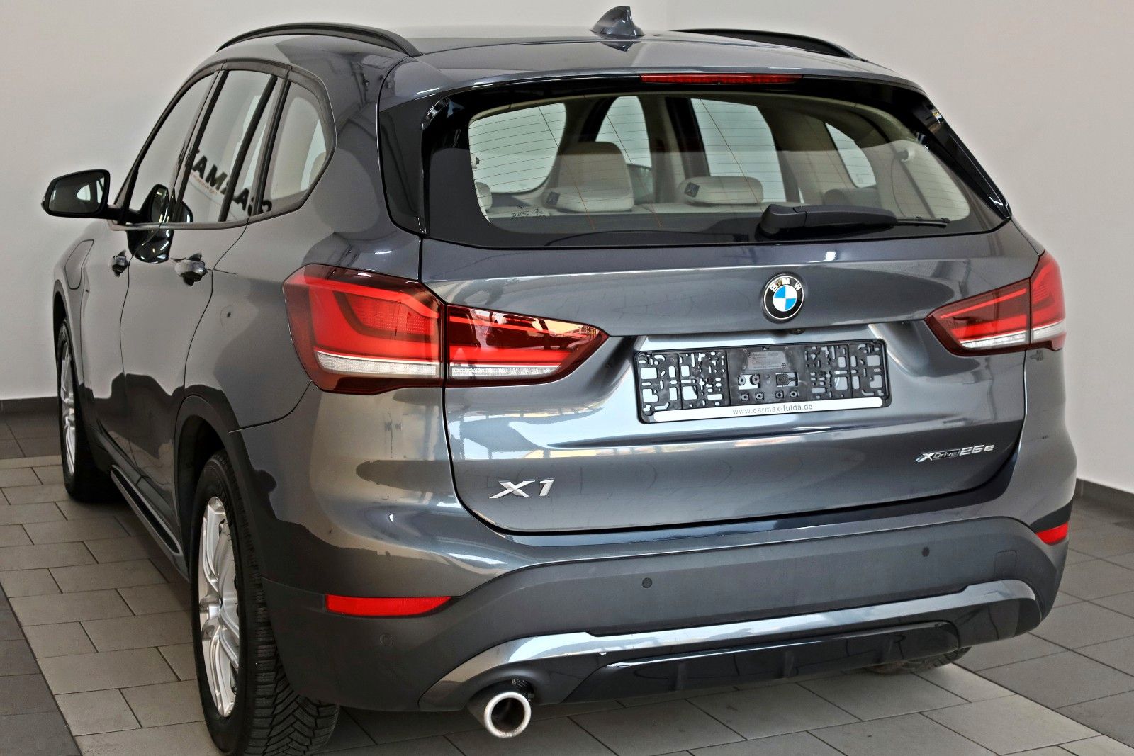 Fahrzeugabbildung BMW X1 xDrive 25 e Sport Line,Leder,Navi,LED,SH, +WR