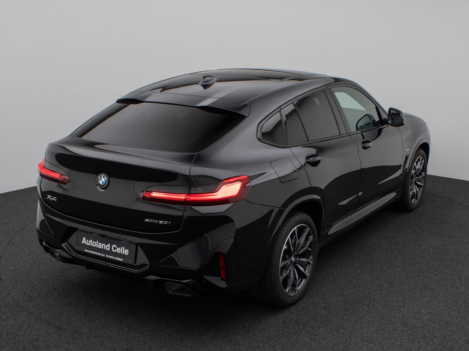 Fahrzeugabbildung BMW X4 xD20i M Sport Panorama Kamera Laser HUD HiFi