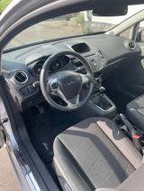 Ford Fiesta1.0*Titanium*Winterpaket*TÜV*Bluetoot - Ford Fiesta aus 2013 mit Benzin-Antrieb: Kleinwagen