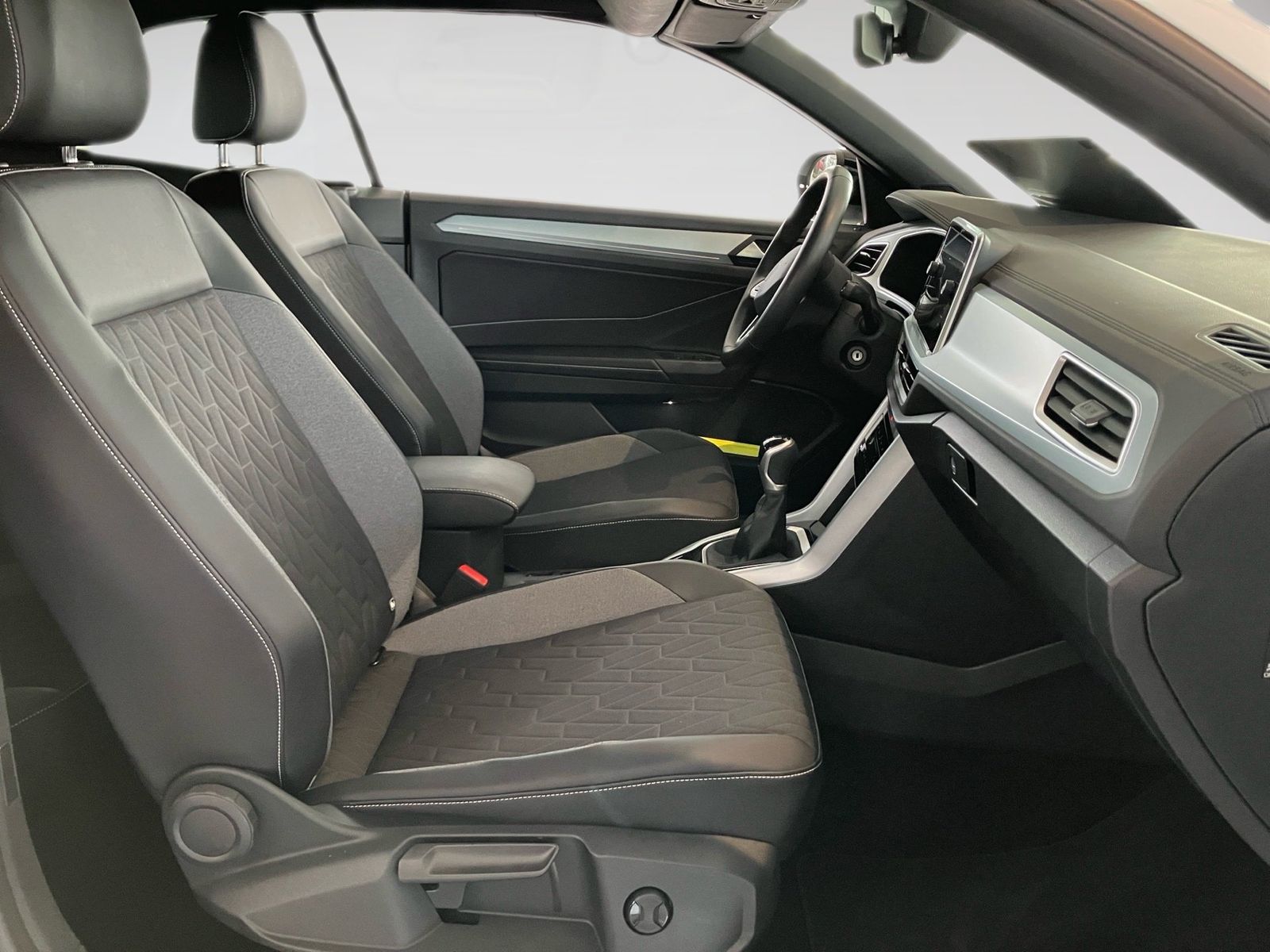 Volkswagen T-Roc - Bild 9