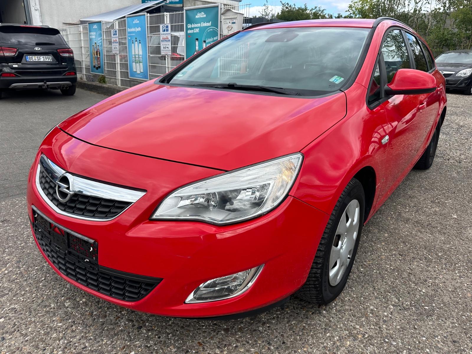 Opel Astra J Sports Tourer Design Edition