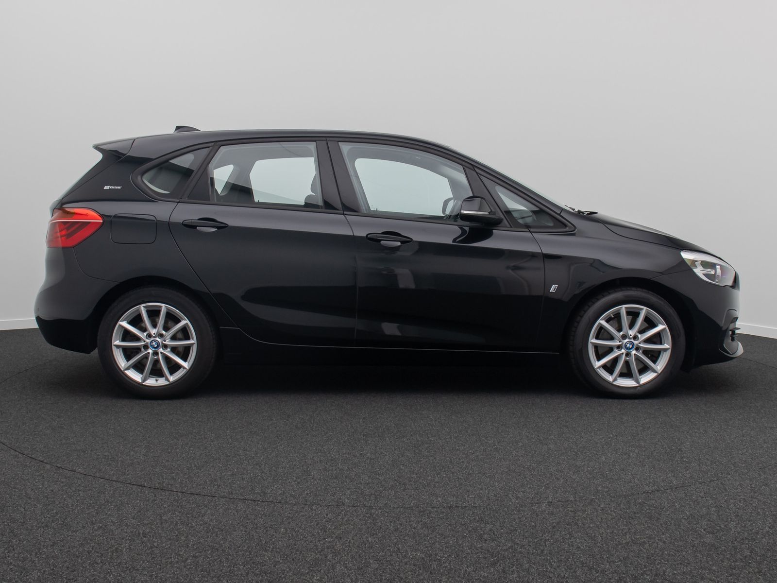 Fahrzeugabbildung BMW 225xe iPerf  Active Tourer Navi Geschwindig Touc