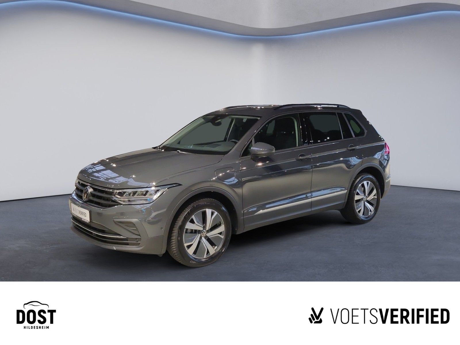 Volkswagen Tiguan 1.4 TSI Life eHybrid AHK+HuD+NAVI+PANO