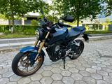 Honda CB125R 2023 (Matt Blue) top gepflegt - HONDA CB 125 T